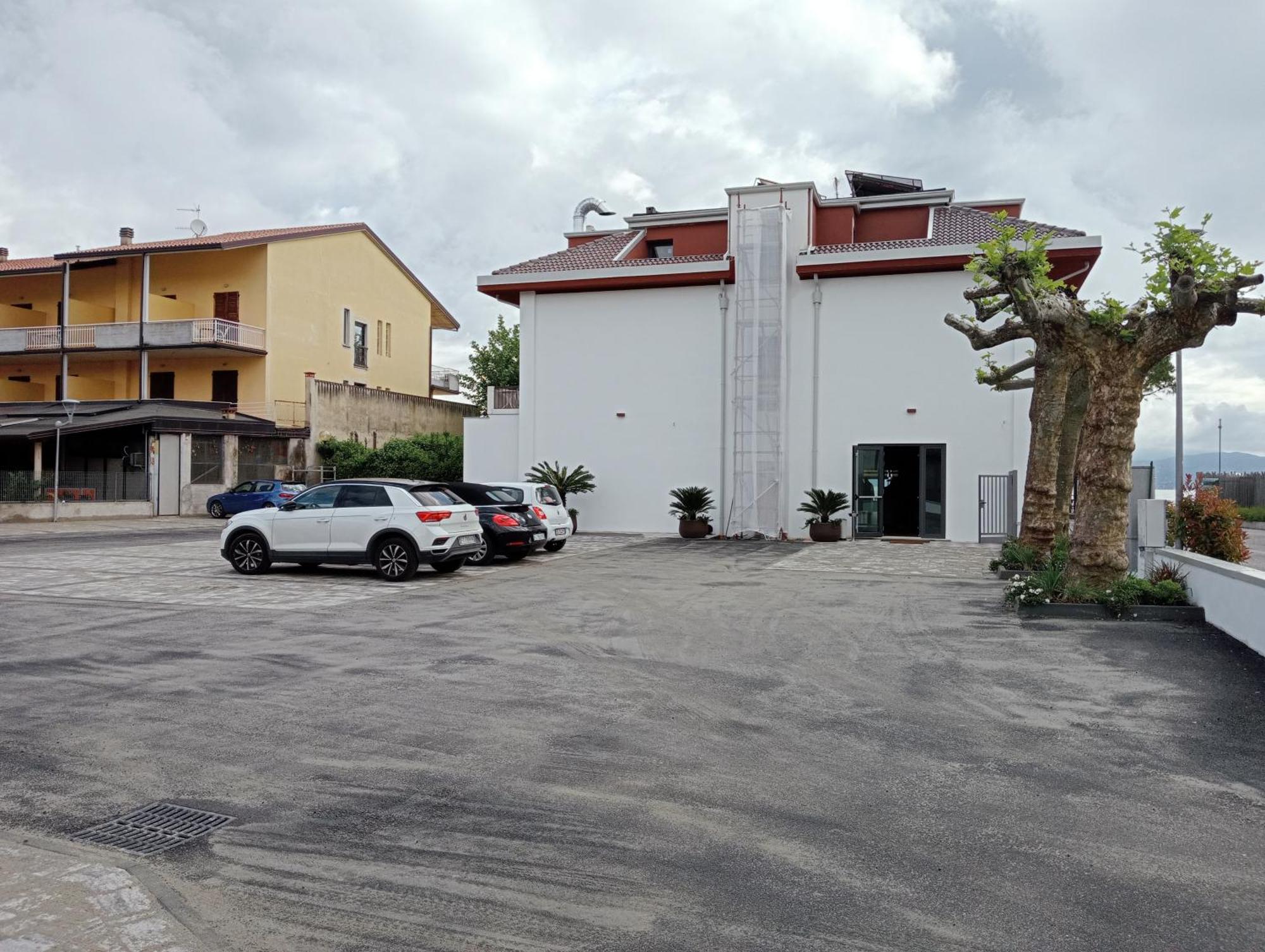 Bellerive Ristorante Albergo Манерба-дель-Гарда Екстер'єр фото