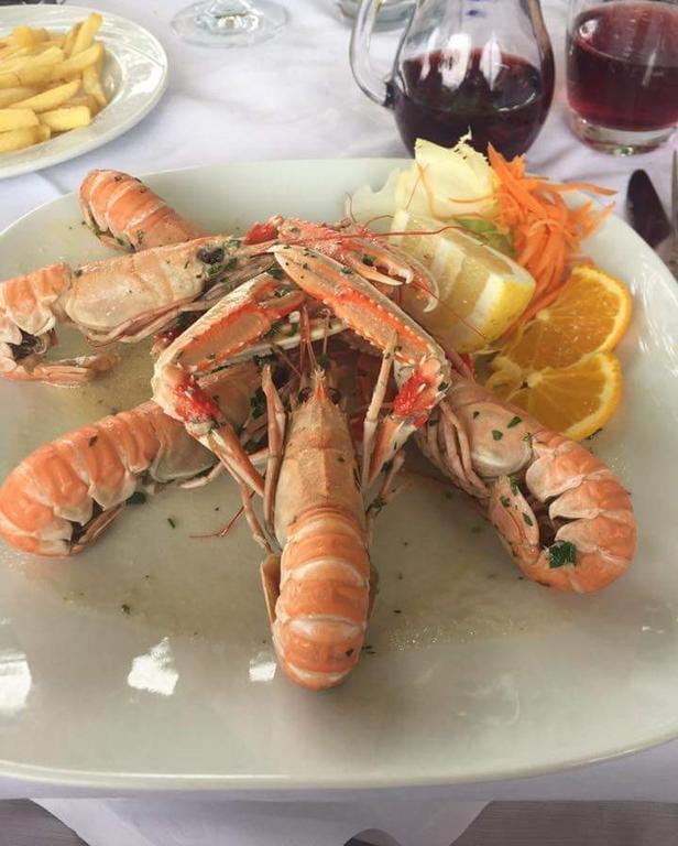 Bellerive Ristorante Albergo Манерба-дель-Гарда Екстер'єр фото
