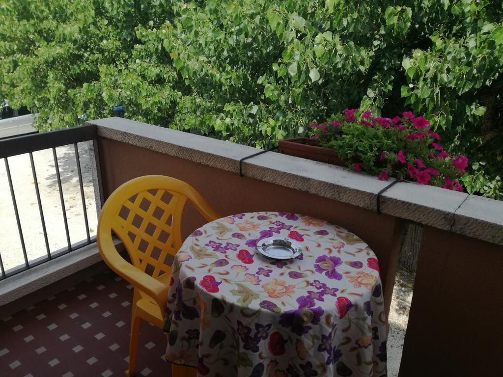 Bellerive Ristorante Albergo Манерба-дель-Гарда Екстер'єр фото